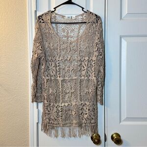 Elegant Beige Floral Lace Overlay Pullover CATO Top with Fringe Womens Size XL